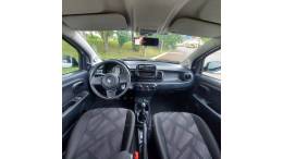 FIAT - MOBI - 2021/2022 - Branca - R$ 54.900,00