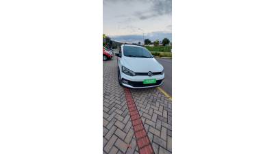 VOLKSWAGEN - FOX - 2018/2018 - Branca - R$ 59.900,00