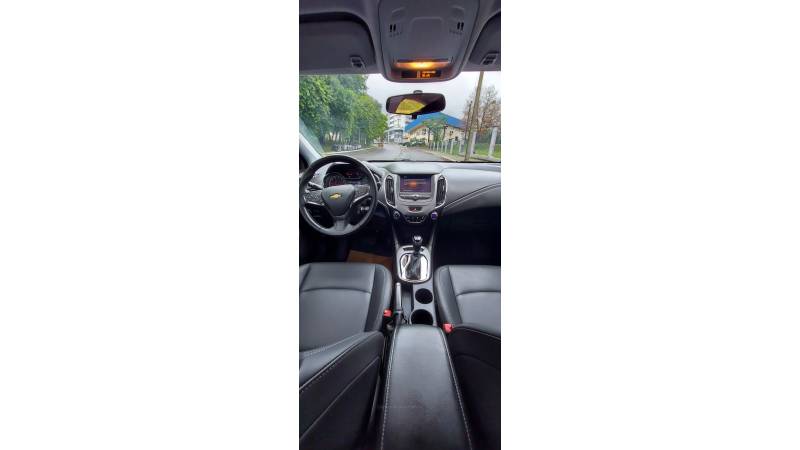 CHEVROLET - CRUZE - 2022/2022 - Cinza - R$ 105.900,00