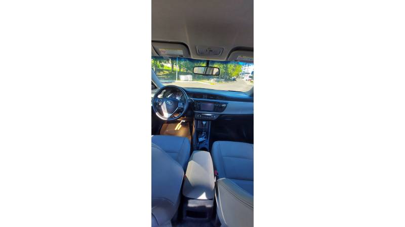 TOYOTA - COROLLA - 2015/2015 - Branca - R$ 88.000,00