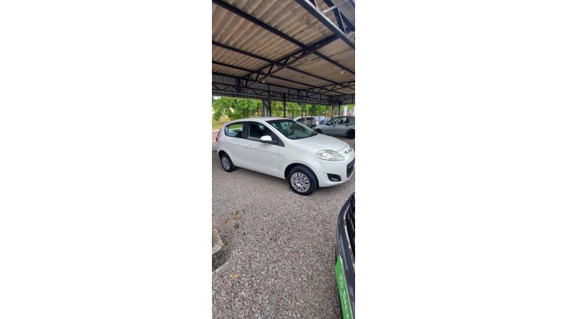 FIAT - PALIO - 2013/2013 - Branca - R$ 38.900,00