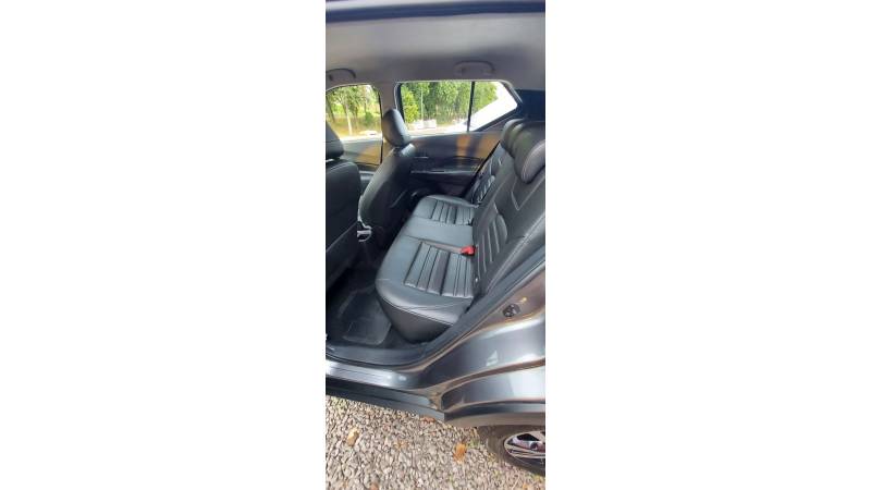 NISSAN - KICKS - 2022/2022 - Cinza - R$ 101.000,00
