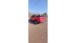 VOLKSWAGEN - SAVEIRO - 2015/2015 - Vermelha - R$ 67.900,00
