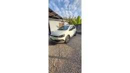 VOLKSWAGEN - FOX - 2018/2018 - Branca - R$ 59.900,00