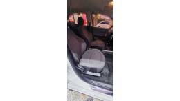 CHEVROLET - ONIX - 2013/2013 - Branca - R$ 48.900,00
