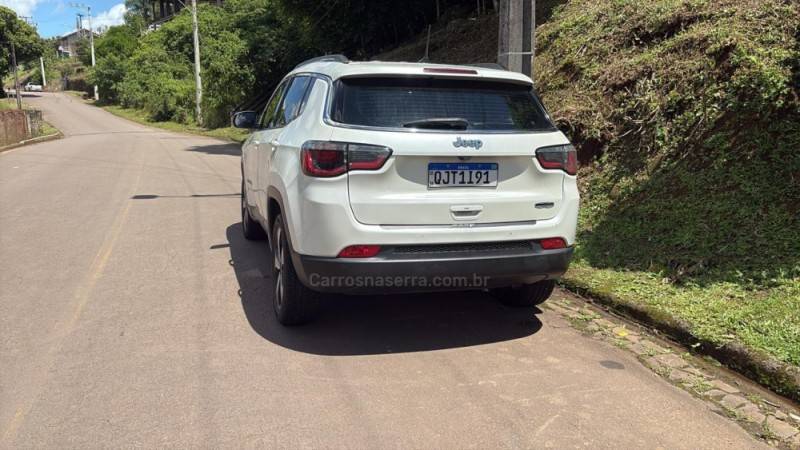 JEEP - COMPASS - 2018/2018 - Branca - R$ 94.000,00