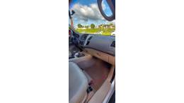 TOYOTA - HILUX SW4 - 2007/2007 - Prata - Sob Consulta
