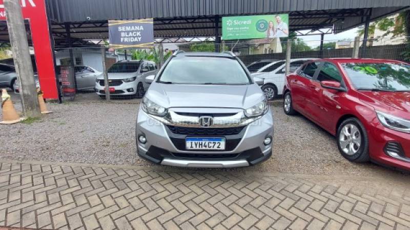 HONDA - WRV - 2017/2018 - Cinza - R$ 83.900,00