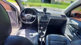 VOLKSWAGEN - VOYAGE - 2018/2018 - Prata - R$ 55.900,00