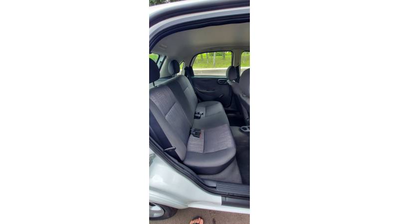 CHEVROLET - CORSA - 2012/2012 - Branca - R$ 36.900,00