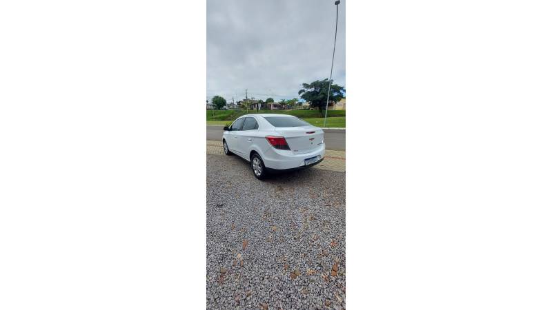 CHEVROLET - PRISMA - 2014/2015 - Branca - R$ 56.500,00