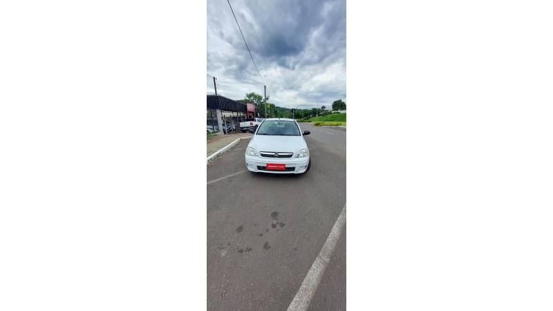 CHEVROLET - CORSA - 2012/2012 - Branca - R$ 36.900,00