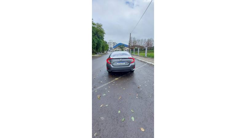 HONDA - CIVIC - 2017/2017 - Cinza - R$ 107.000,00