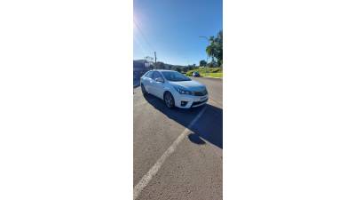 TOYOTA - COROLLA - 2015/2015 - Branca - R$ 88.000,00