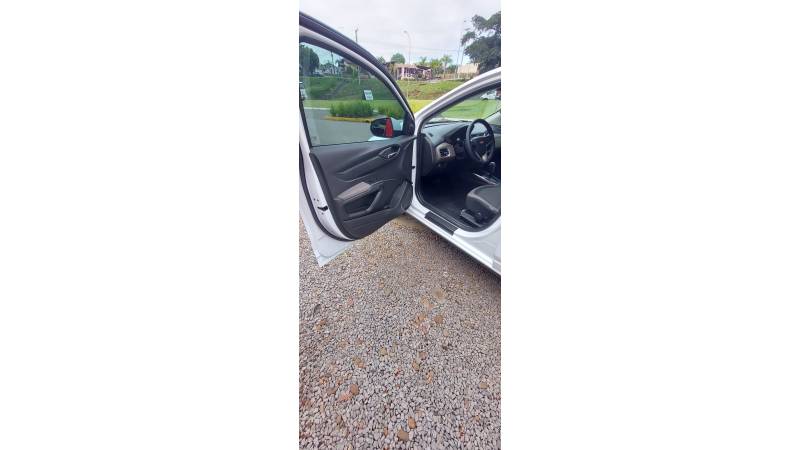 CHEVROLET - PRISMA - 2014/2015 - Branca - R$ 56.500,00