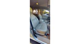 TOYOTA - HILUX SW4 - 2007/2007 - Prata - Sob Consulta