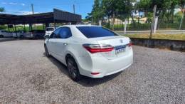 TOYOTA - COROLLA - 2019/2019 - Branca - R$ 108.500,00