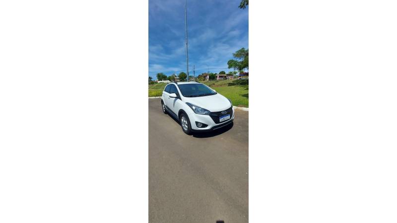 HYUNDAI - HB20X - 2015/2015 - Branca - R$ 56.900,00