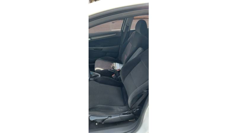 CHEVROLET - VECTRA - 2011/2011 - Branca - R$ 42.900,00