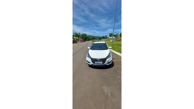 HYUNDAI - HB20X - 2015/2015 - Branca - R$ 56.900,00